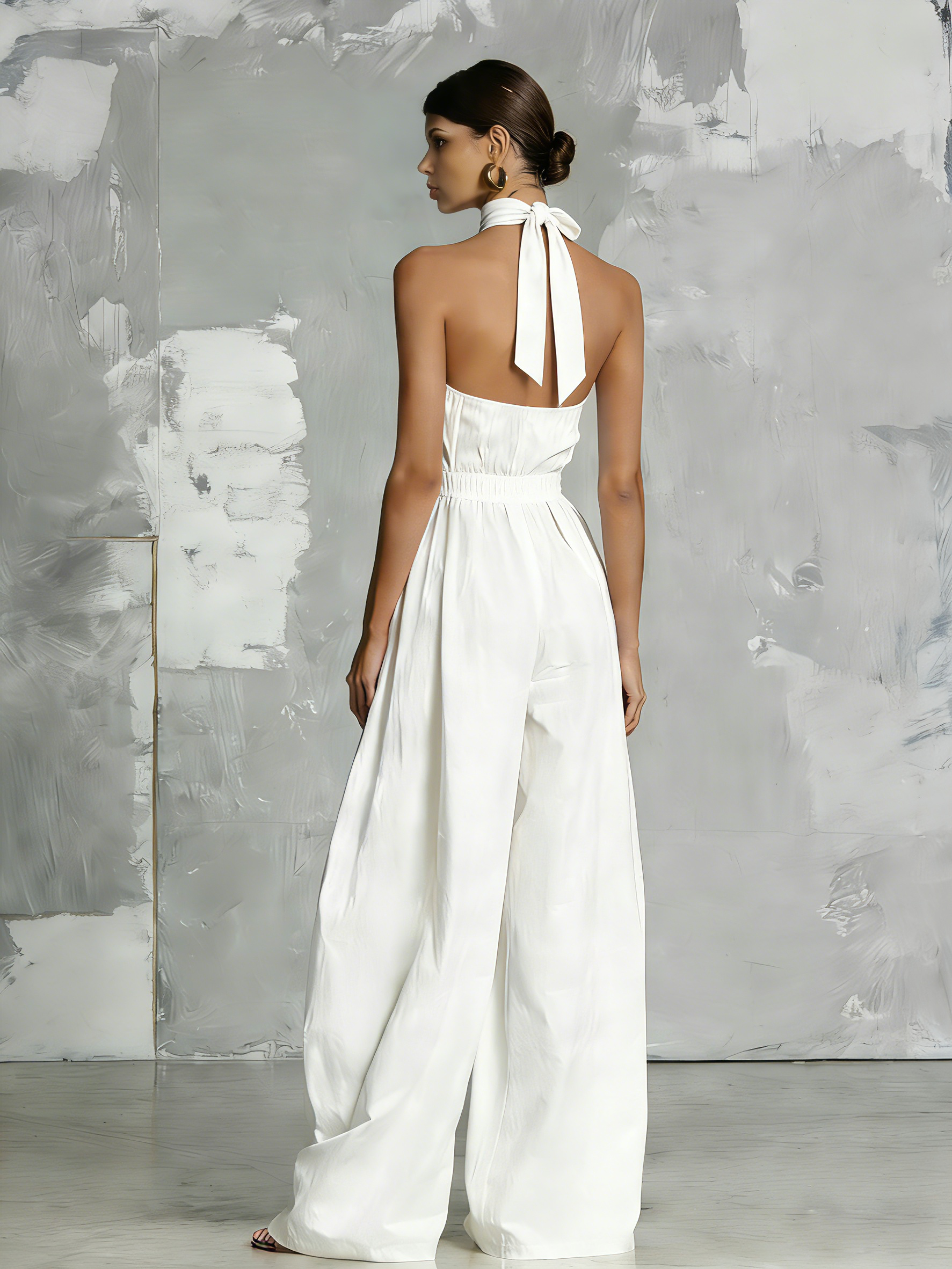 Women's Elegant Sleeveless Halter-neck Jumpsuit
