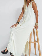 Maxi Dress Without Sleeves with V-Neck and Slit Plus Sizes