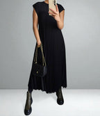 The Jolijn Pleated Dress