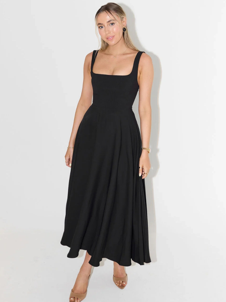 Scarlett - Elegant Summer Maxi Dress