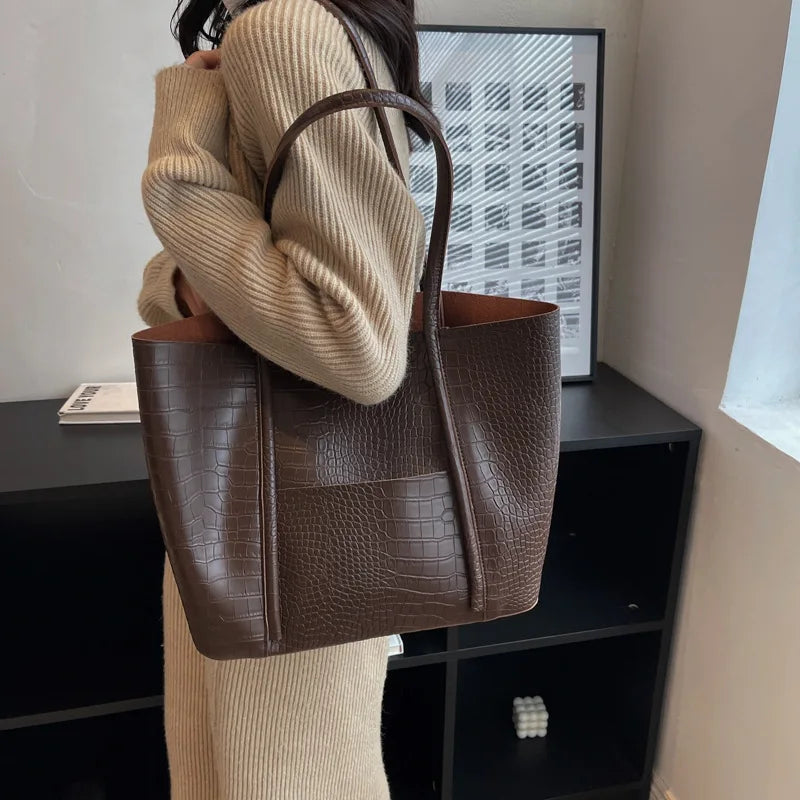 Betina™ - Croc Shoulder Leather Bag