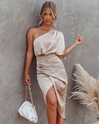 Maelle - Elegant Midi Dress