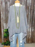 Aleria - Comfortable Loose Fit Pocketed Women's Top